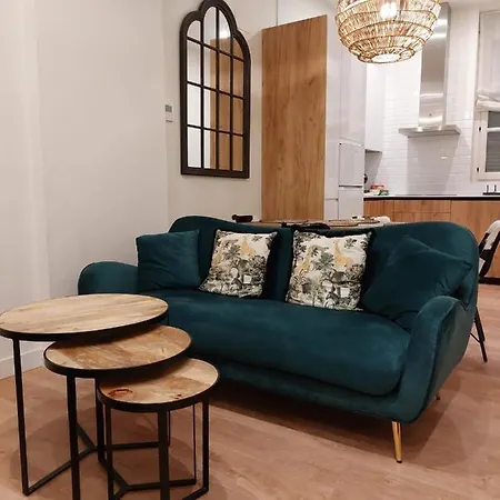 Hidden Gem Pasquin In Mercado *