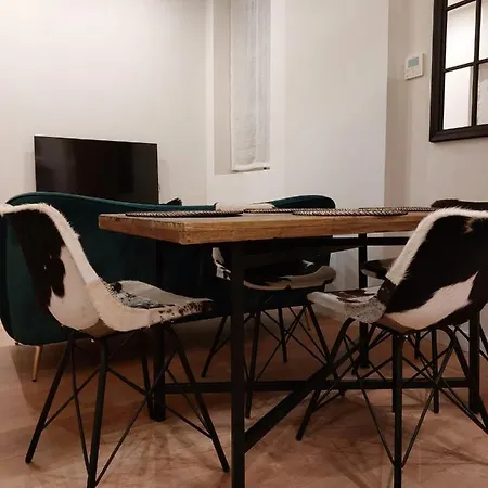 Hidden Gem Pasquin In Mercado