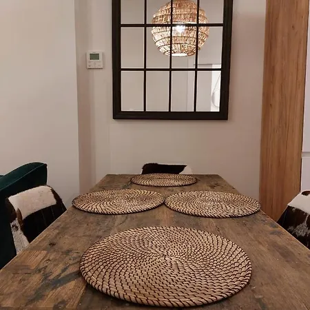 Hidden Gem Pasquin In Mercado *