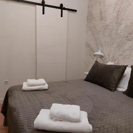 Hidden Gem Pasquin In Mercado 加的斯