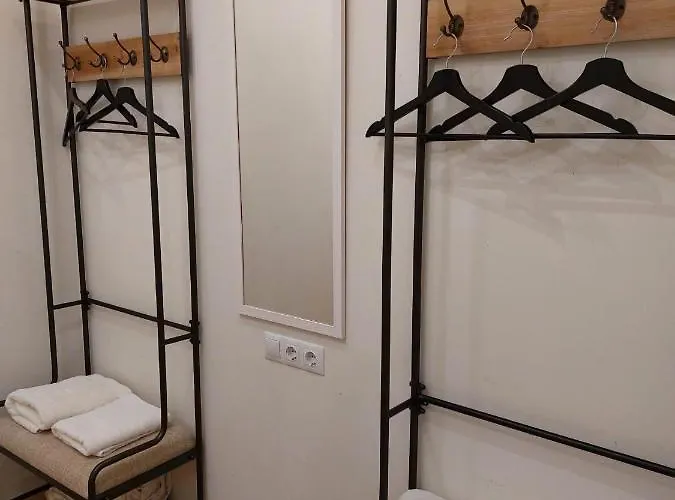 Hidden Gem Pasquin In Mercado *