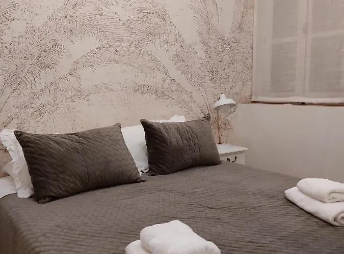 Lägenhet Hidden Gem Pasquin In Mercado *