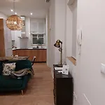 Apartamento Hidden Gem Pasquin In Mercado Cádis