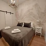 Apartamento Hidden Gem Pasquin In Mercado Cádis